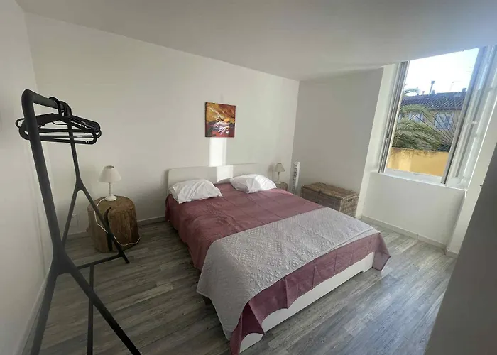 Le Nid Du Peintre Narbonne